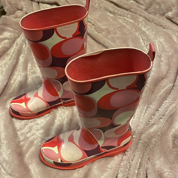 Size 7 pink and purple Coach Rainboots - Picture 2 of 8
